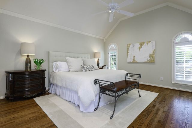 17 Ashton Court, Dallas, TX 75230