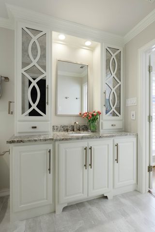 17 Ashton Court, Dallas, TX 75230