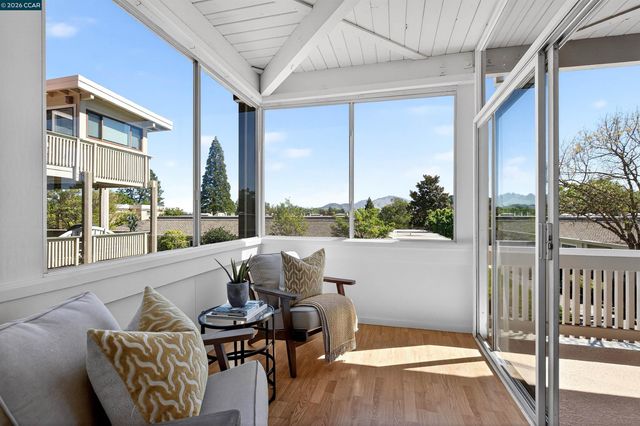 1548 Golden Rain Rd 2, Walnut Creek, CA 94595