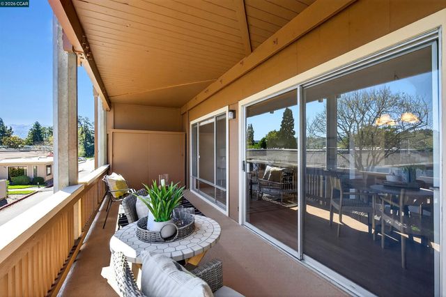 1548 Golden Rain Rd 2, Walnut Creek, CA 94595