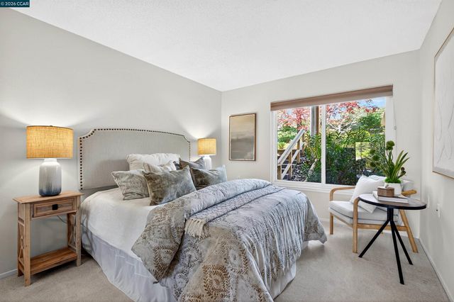 1548 Golden Rain Rd 2, Walnut Creek, CA 94595