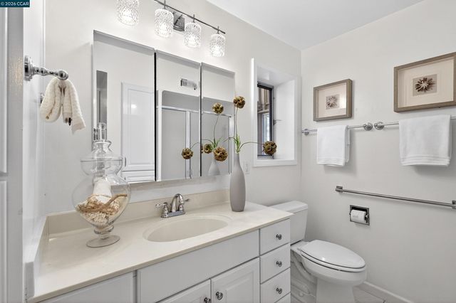 1548 Golden Rain Rd 2, Walnut Creek, CA 94595