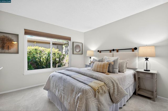 1548 Golden Rain Rd 2, Walnut Creek, CA 94595