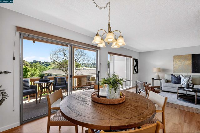 1548 Golden Rain Rd 2, Walnut Creek, CA 94595