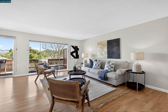 1548 Golden Rain Rd 2, Walnut Creek, CA 94595