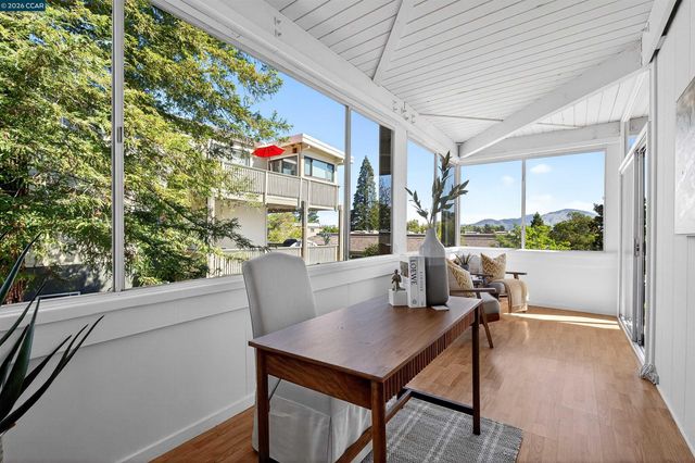 1548 Golden Rain Rd 2, Walnut Creek, CA 94595