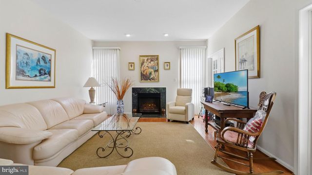 11417 NIGHT STAR WAY, Reston, VA 20194