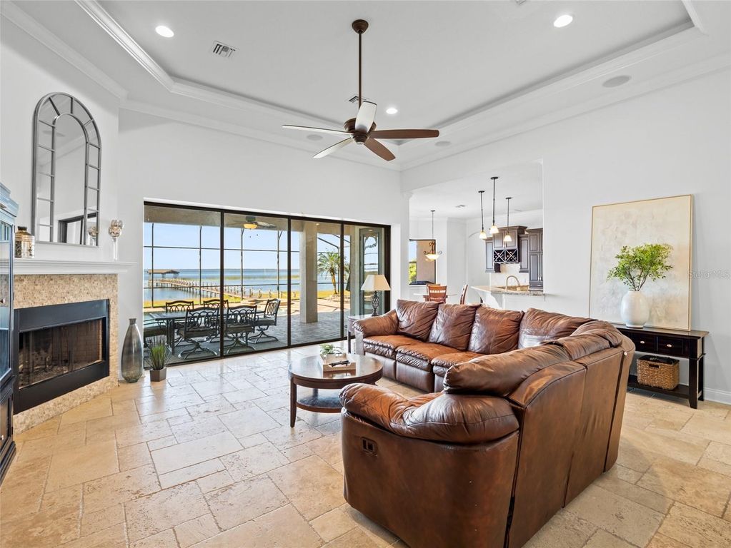 Image 16 of property listing at 1520 CANOPY OAKS COURT, St Cloud, FL 34771