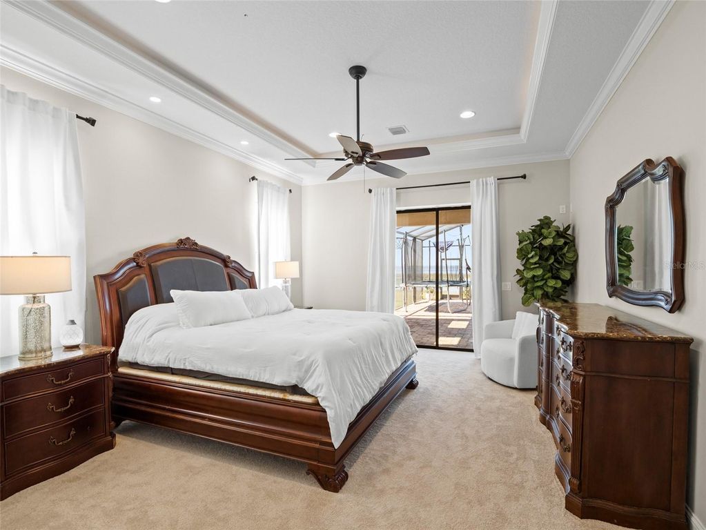 Image 21 of property listing at 1520 CANOPY OAKS COURT, St Cloud, FL 34771