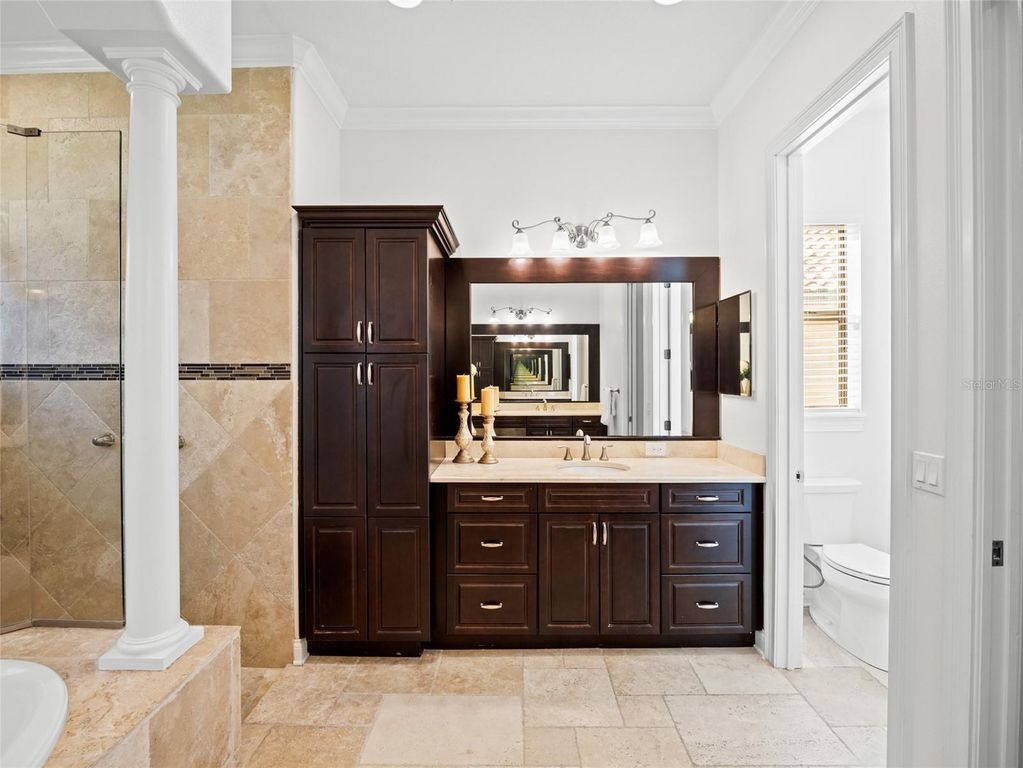 Image 26 of property listing at 1520 CANOPY OAKS COURT, St Cloud, FL 34771