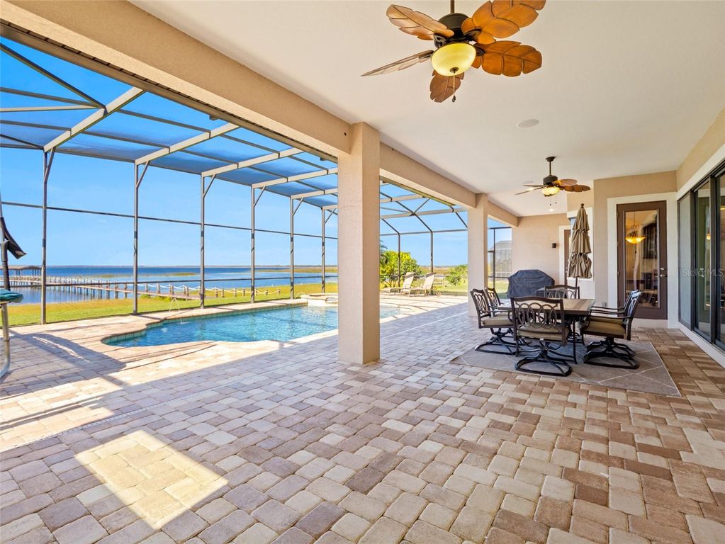 Image 38 of property listing at 1520 CANOPY OAKS COURT, St Cloud, FL 34771