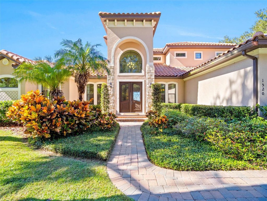 Image 6 of property listing at 1520 CANOPY OAKS COURT, St Cloud, FL 34771
