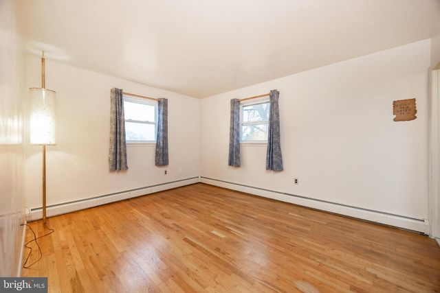 205 BLACKWOOD DR, Reading, PA 19606