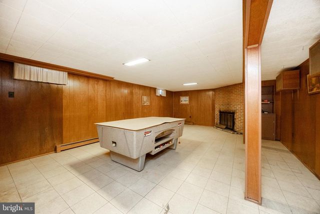 205 BLACKWOOD DR, Reading, PA 19606