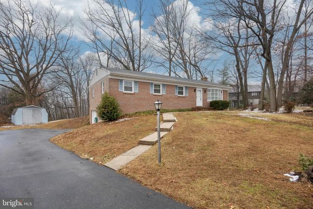 205 BLACKWOOD DR, Reading, PA 19606