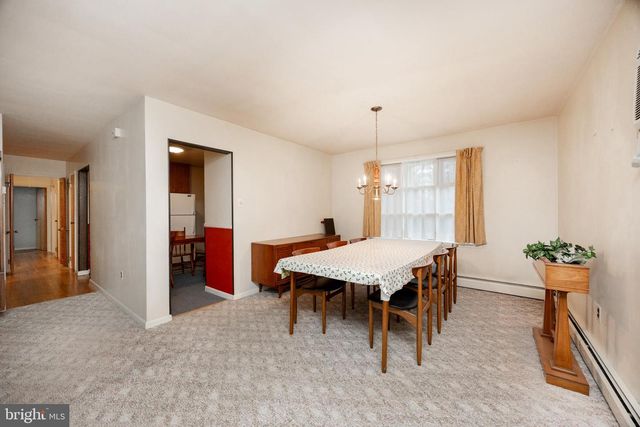 205 BLACKWOOD DR, Reading, PA 19606