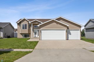 4239 16th Street S, Moorhead, MN 56560