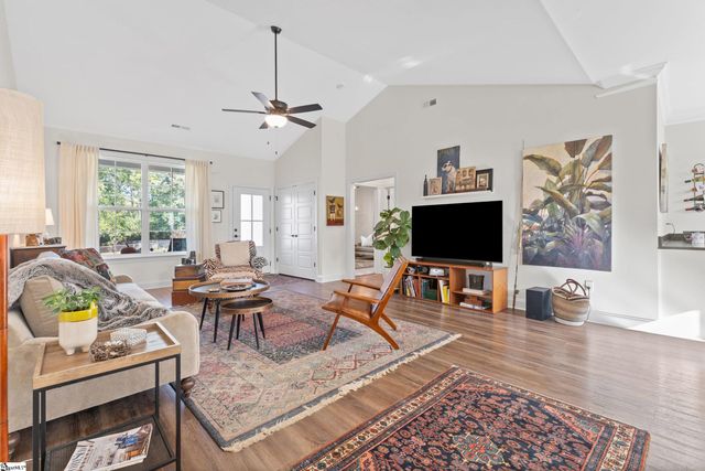 5A Hall Road, Greenville, SC 29609