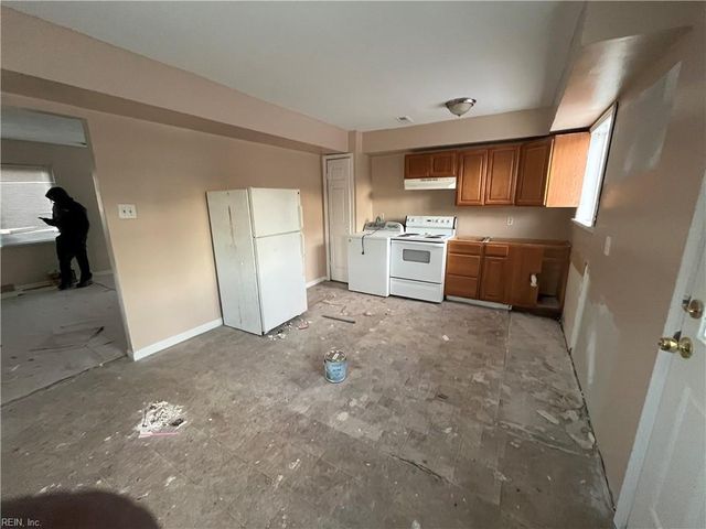 3747 S Cape Henry AVE, Norfolk, VA 23502