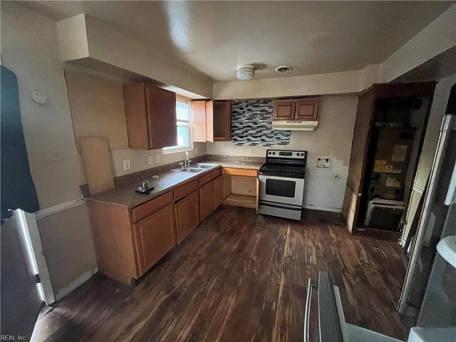 3747 S Cape Henry AVE, Norfolk, VA 23502