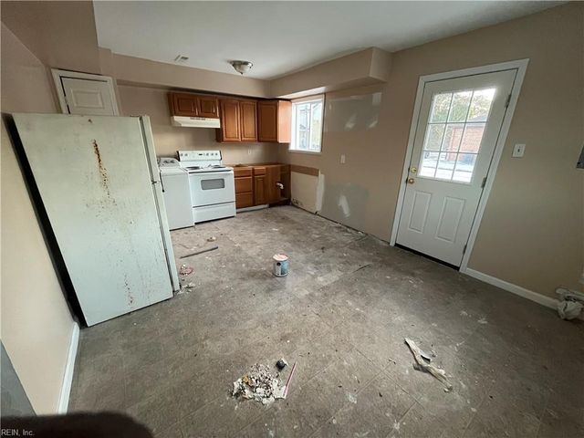 3747 S Cape Henry AVE, Norfolk, VA 23502