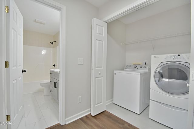 2913 Village Lane, Sevierville, TN 37862