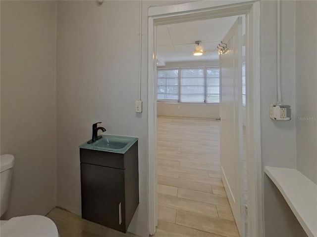 4200 28TH AVENUE N, St Petersburg, FL 33713