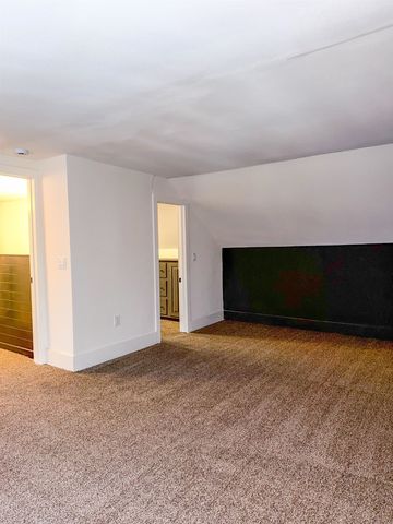 37 Wright Road, Ludlow, VT 05149