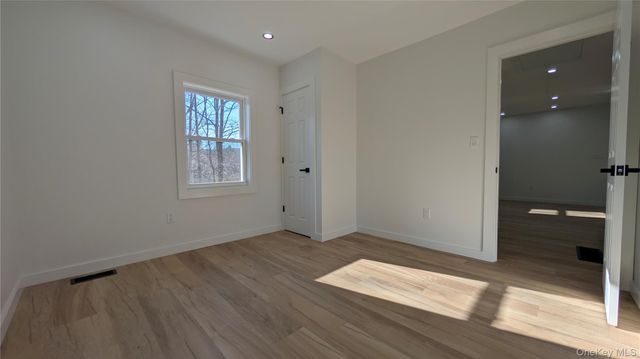 9 Park Road, Carmel, NY 10512