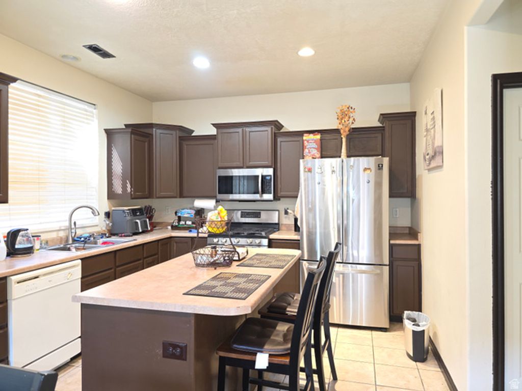 5937 W MAREN PL, West Jordan, UT 84081 — photo 4