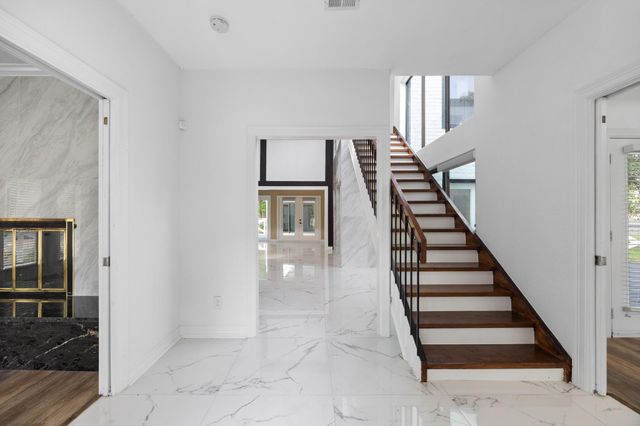 5230 Meadow Forest Drive, Richmond, TX 77406