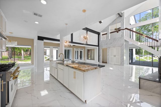 5230 Meadow Forest Drive, Richmond, TX 77406