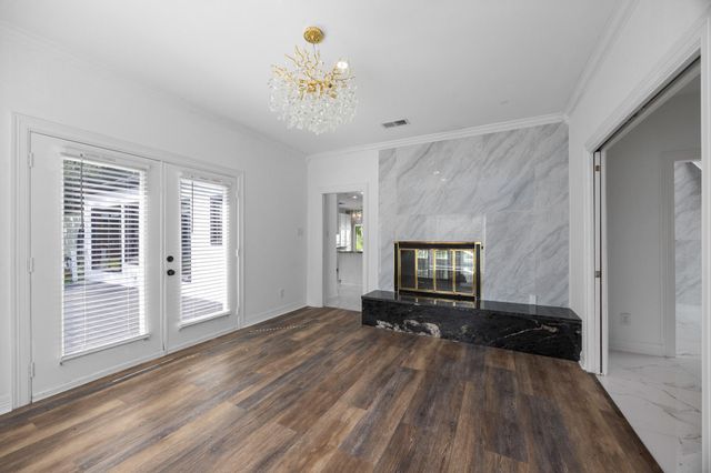 5230 Meadow Forest Drive, Richmond, TX 77406