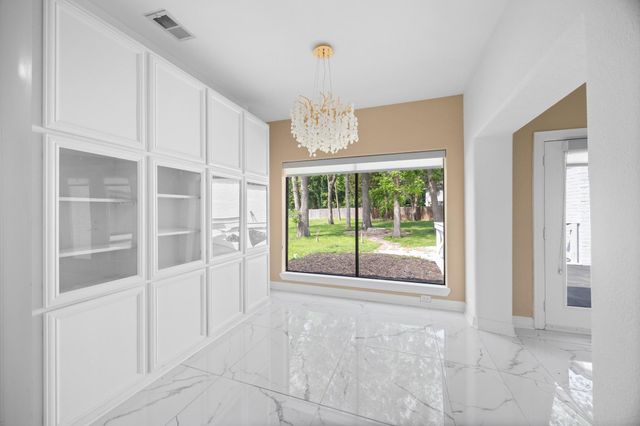 5230 Meadow Forest Drive, Richmond, TX 77406