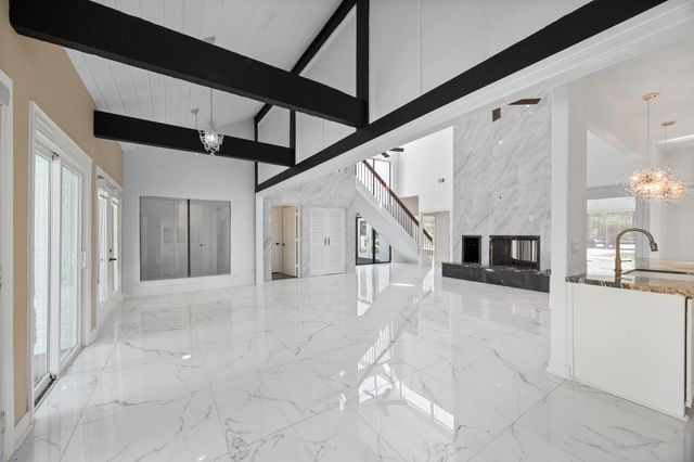 5230 Meadow Forest Drive, Richmond, TX 77406