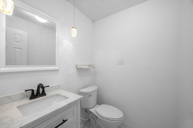 5230 Meadow Forest Drive, Richmond, TX 77406