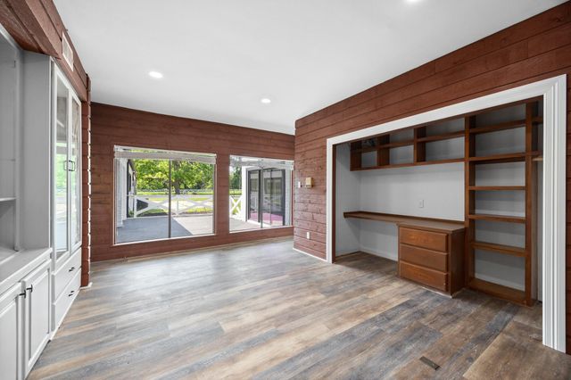 5230 Meadow Forest Drive, Richmond, TX 77406