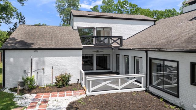 5230 Meadow Forest Drive, Richmond, TX 77406