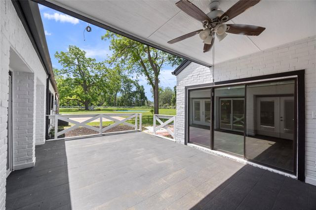 5230 Meadow Forest Drive, Richmond, TX 77406