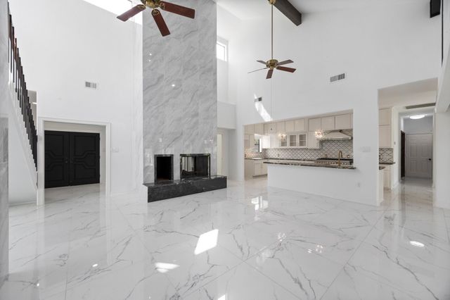 5230 Meadow Forest Drive, Richmond, TX 77406