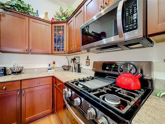 858 ASTOR WAY, The Villages, FL 32162