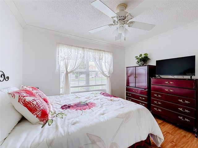 858 ASTOR WAY, The Villages, FL 32162
