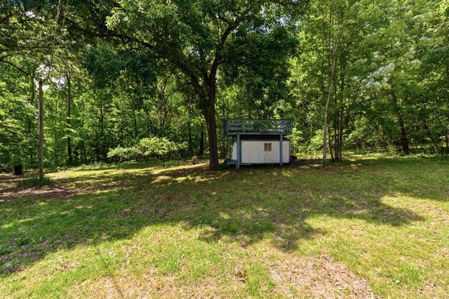 6603 Shedden Rd, Greenbrier, TN 37073