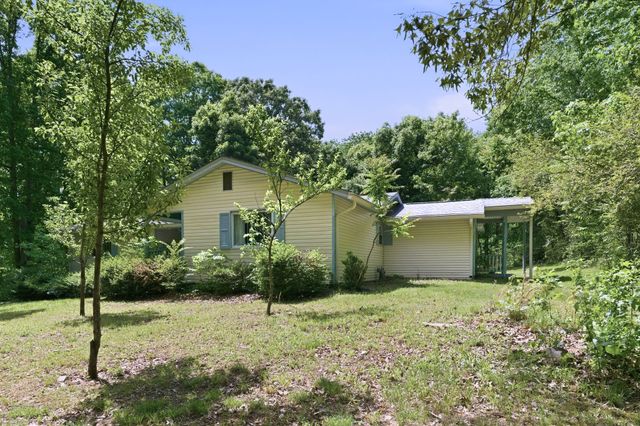 6603 Shedden Rd, Greenbrier, TN 37073
