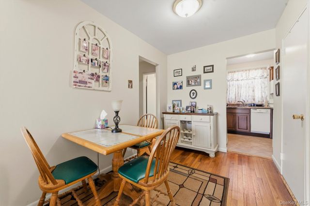225 Schrade Road 1E, Briarcliff Manor, NY 10510