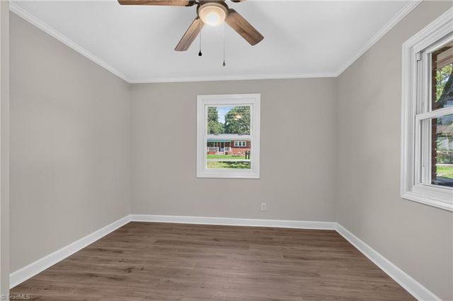128 Englewood Drive, Archdale, NC 27263