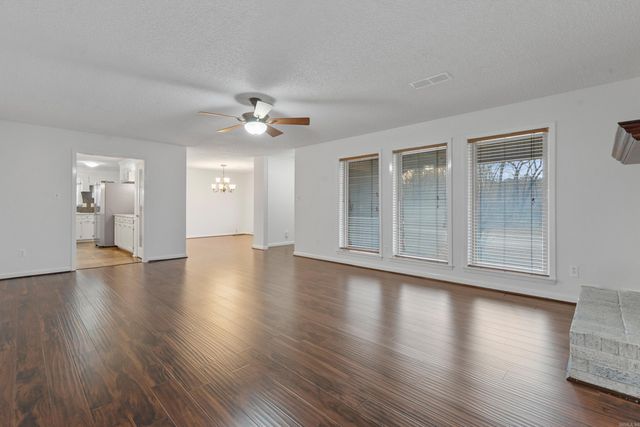 2511 Southgate Drive, Malvern, AR 72104