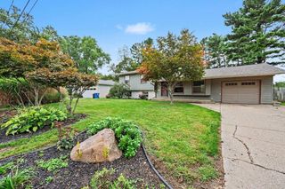 700 Knollwood Drive, Battle Creek, MI 49015