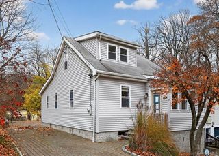 39 Requa Street, Briarcliff Manor, NY 10510