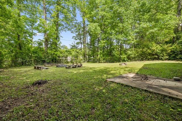 1008 Swift Dr, Clarksville, TN 37040